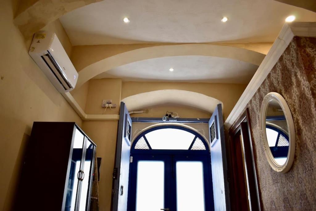 City Centre Pied-A-Terre Near Food Market And Walking Distance To Bus Terminus Valletta Exterior foto