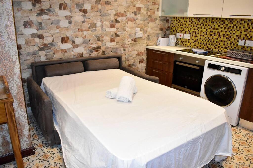 City Centre Pied-A-Terre Near Food Market And Walking Distance To Bus Terminus Valletta Exterior foto